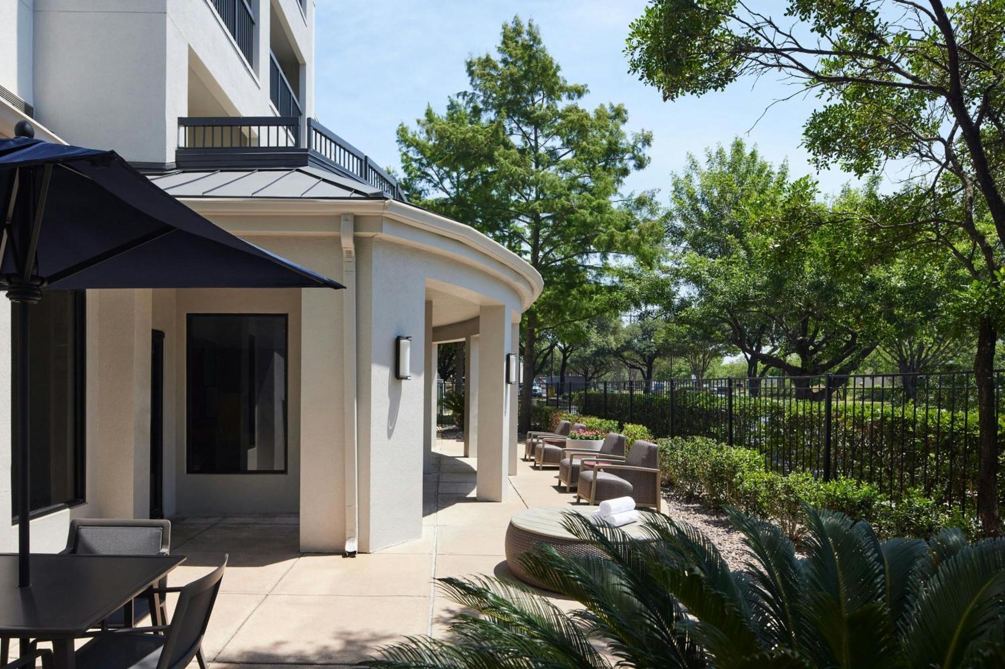 Courtyard Austin South Hotel Екстериор снимка