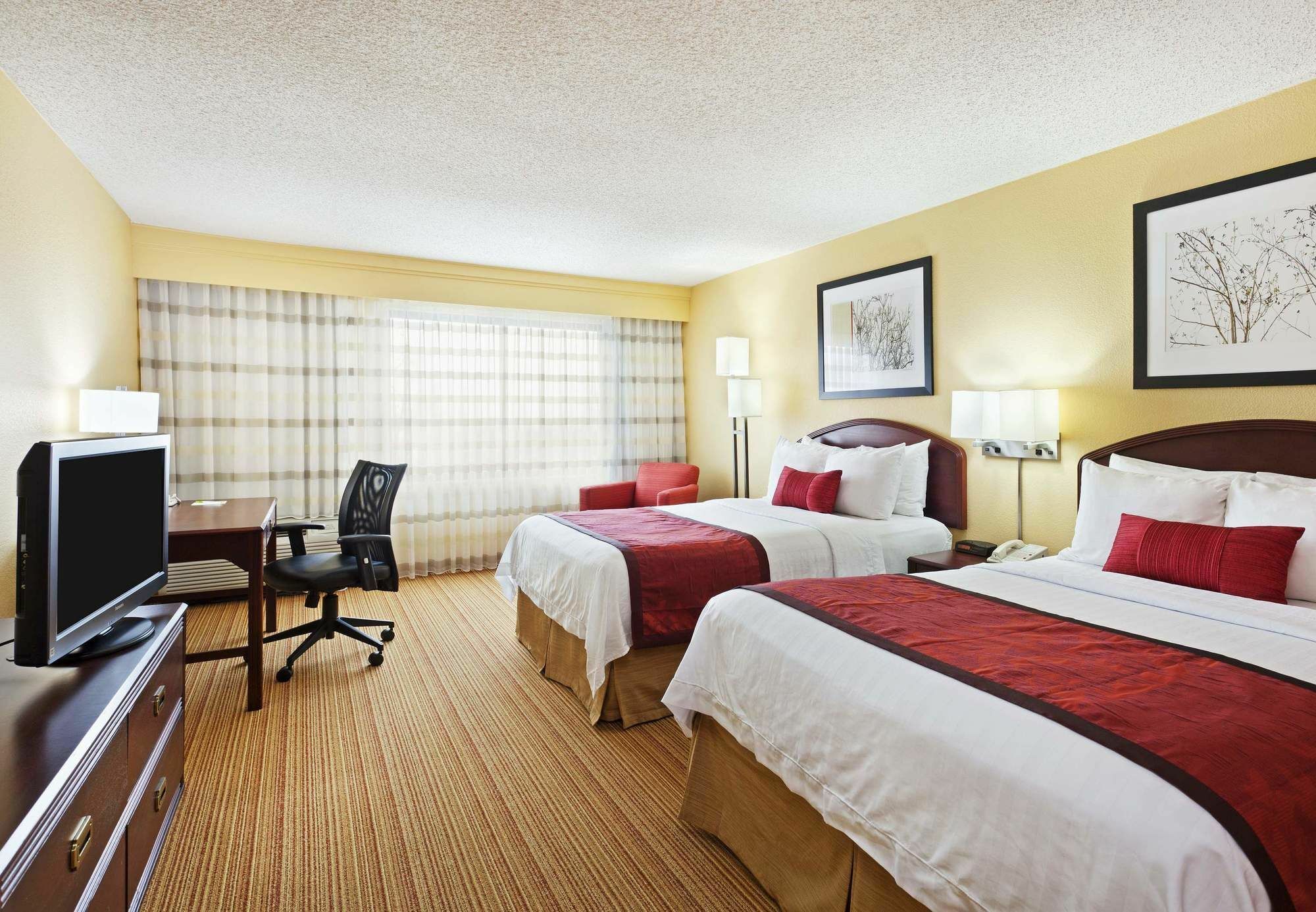 Courtyard Austin South Hotel Екстериор снимка